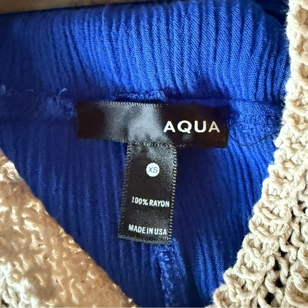 Royal Blue Crochet Sleeveless Top - Picture 3 of 3